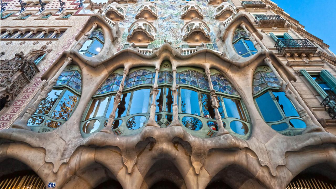 UC Davis Summer Abroad Spain_Housing, Photo Album, Header